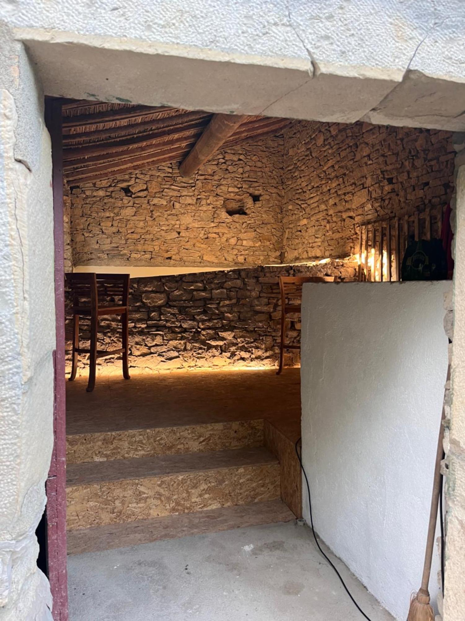 L'Ostal Du Pic Saint Loup Aux Embruscalles Claret Exterior photo